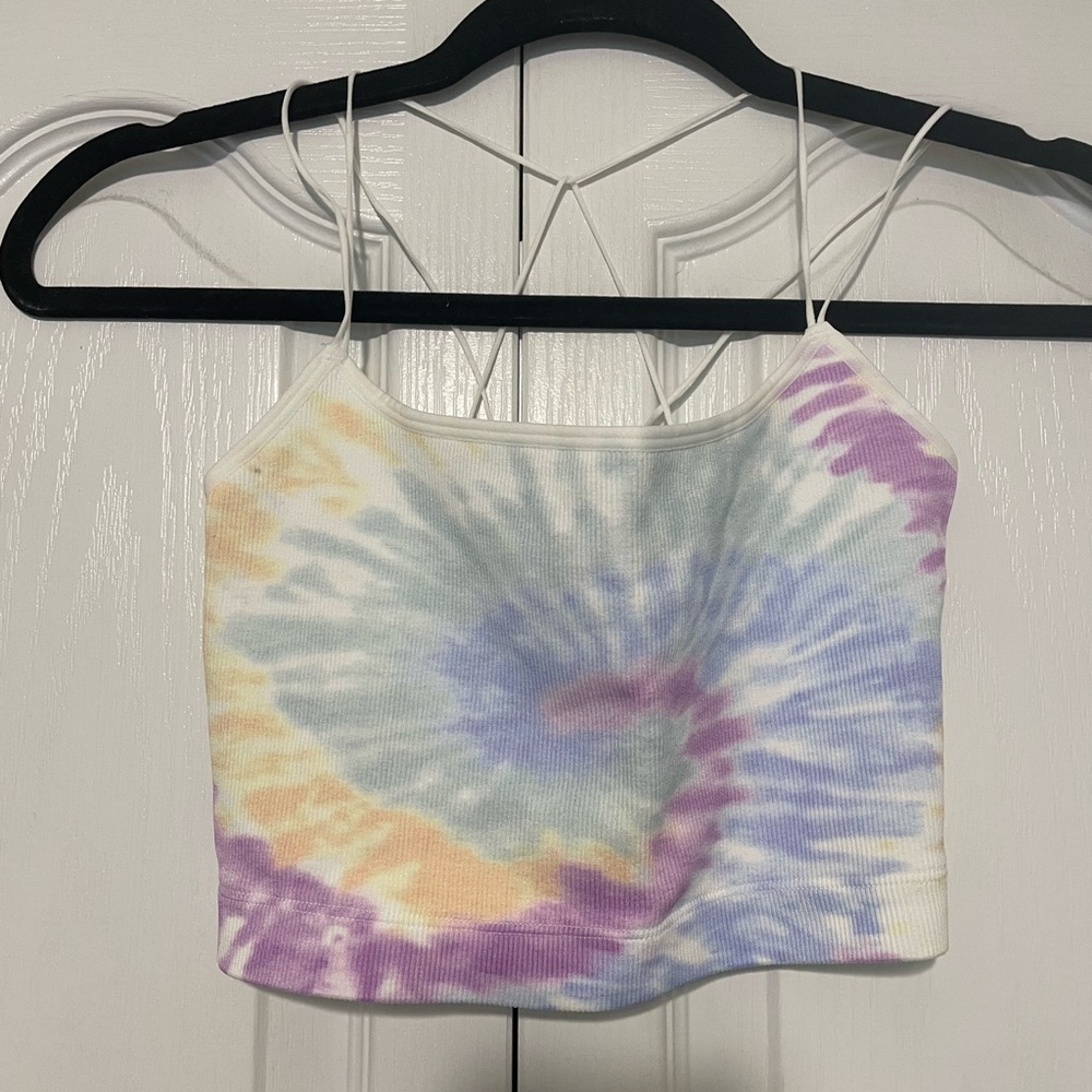 Gilly Hicks cropped tie dye top with tags